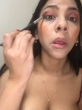 Snapshot of bellinii07 chatting on 19, 12, 2024 bellinii07 online show from 19, 12, 2024