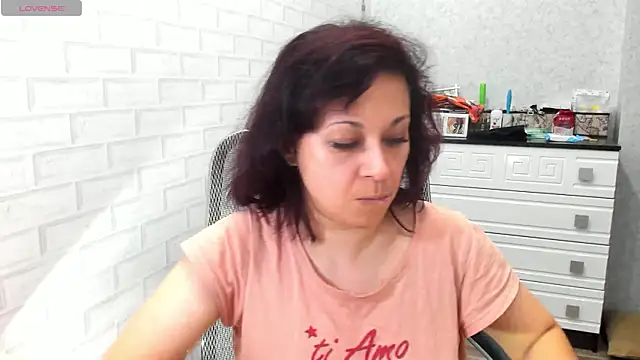 TeasyLana online show from 16, 2, 2026