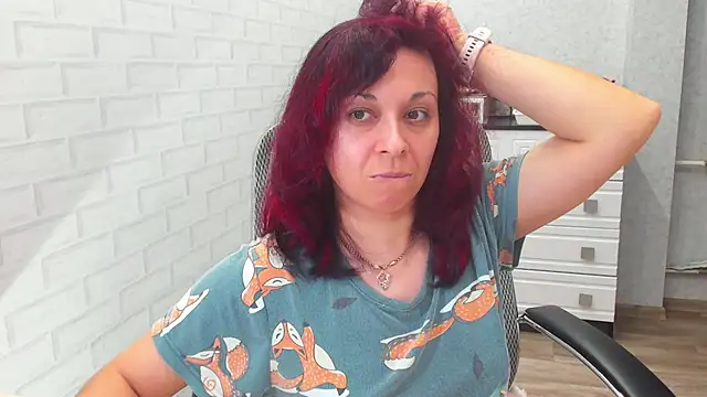 TeasyLana online show from 15, 2, 2025