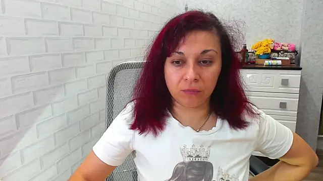 TeasyLana online show from 5, 12, 2024