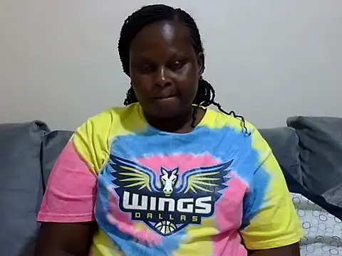 Snapshot of Pretty_lilly02 chatting on 18, 7, 2026 Pretty lilly02 online show from 18, 7, 2026