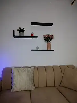 caro sweett online show from 13, 12, 2025