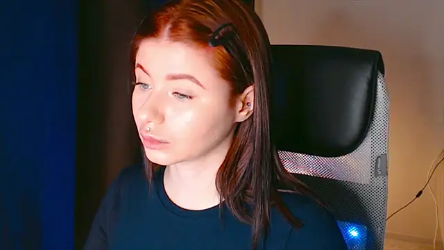 xoxoavi online show from 10, 1, 2025