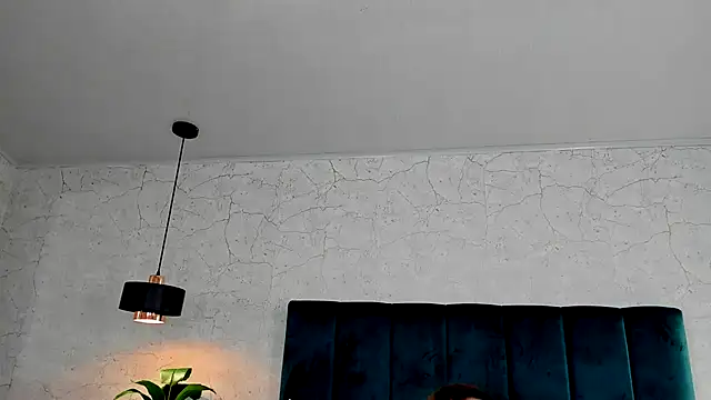 Luna18Pink online show from 3, 11, 2025