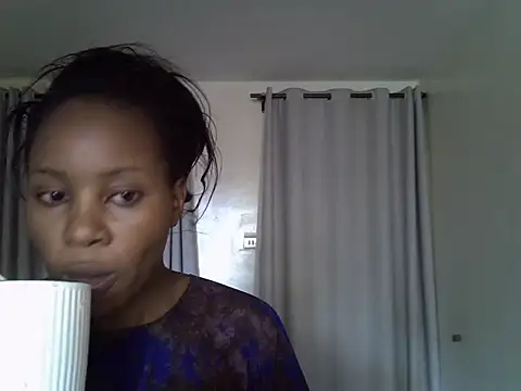 Queen loveer online show from 27, 3, 2026