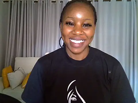 Queen loveer online show from 14, 3, 2026
