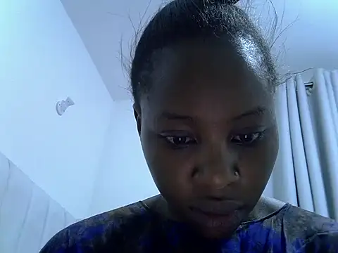 Queen loveer online show from 25, 3, 2026