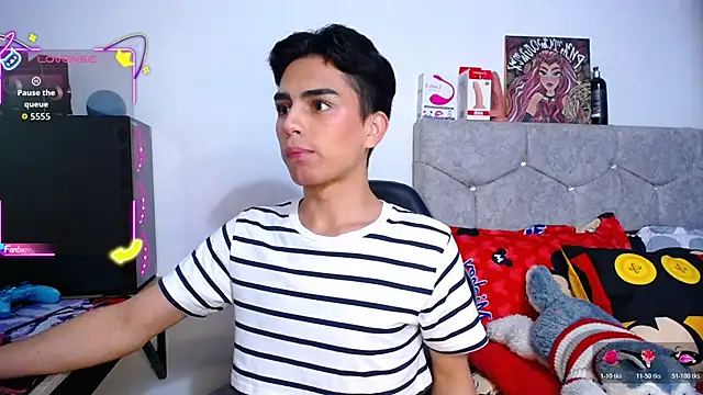 OwenBluee online show from 2, 12, 2025