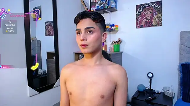 OwenBluee online show from 4, 4, 2026