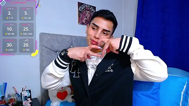 OwenBluee online show from 7, 11, 2025