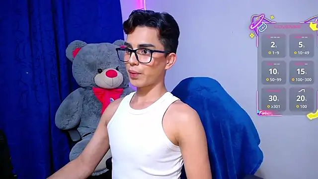 OwenBluee online show from 25, 4, 2026