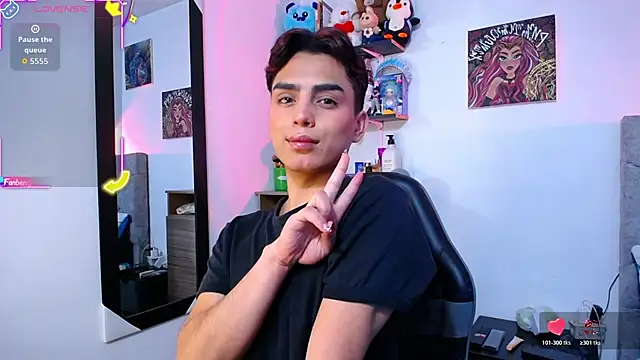 OwenBluee online show from 6, 2, 2026