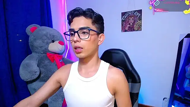 OwenBluee online show from 7, 6, 2026