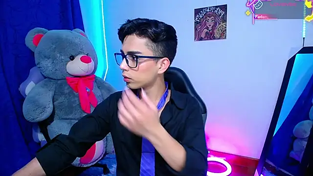 OwenBluee online show from 4, 6, 2026