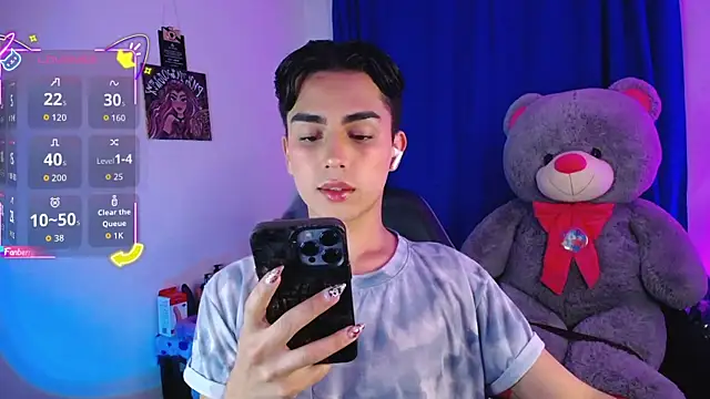 OwenBluee online show from 24, 7, 2026