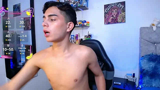 OwenBluee online show from 10, 4, 2026