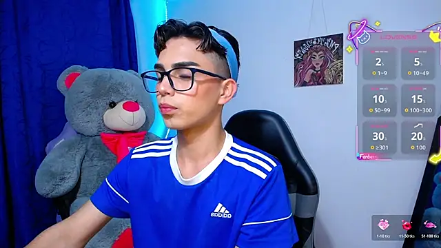 OwenBluee online show from 21, 5, 2026