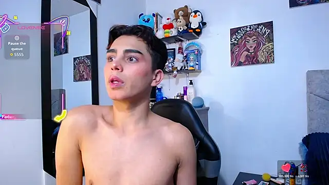 OwenBluee online show from 11, 2, 2026