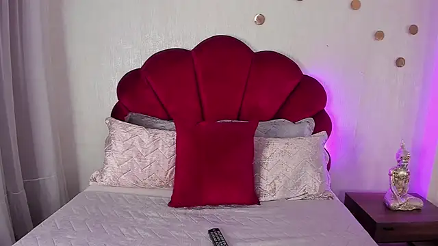 AndreaPink2024 online show from 10, 2, 2026