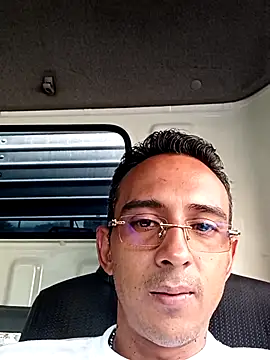 Snapshot of paisa233 chatting on 24, 9, 2025 paisa233 online show from 24, 9, 2025