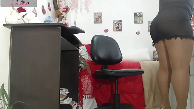 Jadeee  online show from 3, 2, 2026