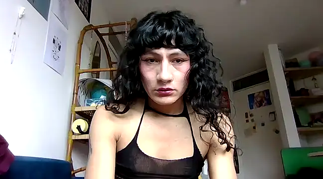 Snapshot of Zafiro_subversiva chatting on 23, 2, 2025 Zafiro subversiva online show from 23, 2, 2025