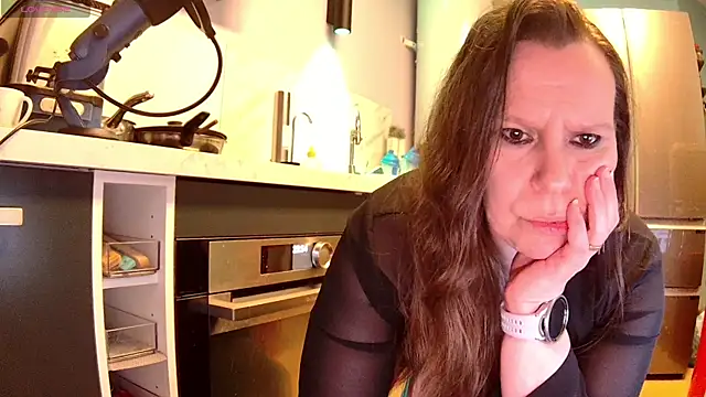 Endrocleia online show from 8, 3, 2025