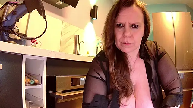 Endrocleia online show from 7, 3, 2025