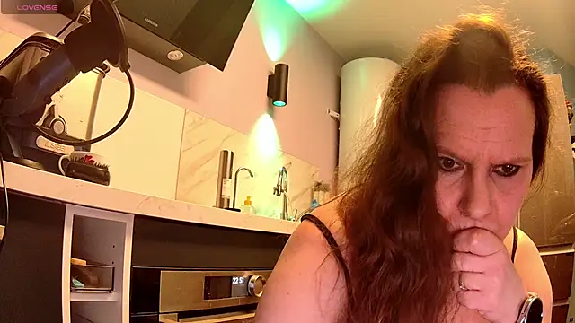 Endrocleia online show from 20, 2, 2025