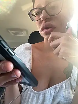 myloveforyouu online show from 12, 10, 2025