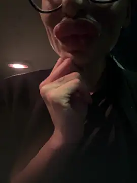 myloveforyouu online show from 10, 2, 2026