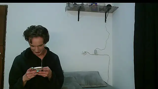 Dan Yagami online show from 25, 2, 2025