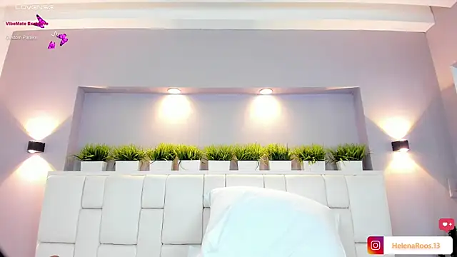 HelenaRoos online show from 13, 12, 2025