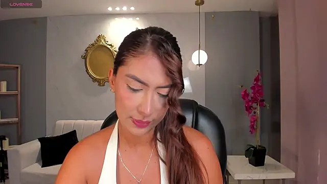 ArianaDumont online show from 11, 4, 2026