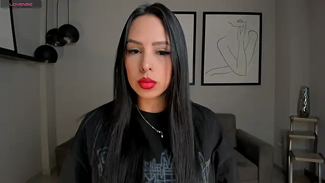 KatieStonne online show from 18, 2, 2025