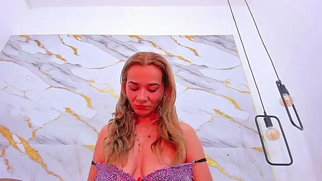 Snapshot of penelope_handaos chatting on 28, 2, 2025 penelope handaos online show from 28, 2, 2025