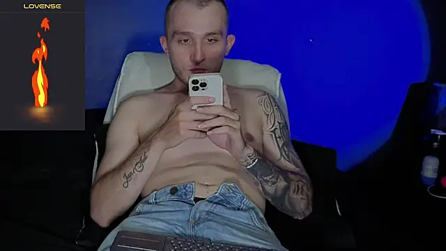 Dylanwhite23  online show from 8, 2, 2026