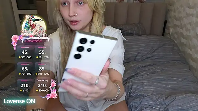 Snapshot of GoodGirl0024 chatting on 6, 2, 2025 GoodGirl0024 online show from 6, 2, 2025