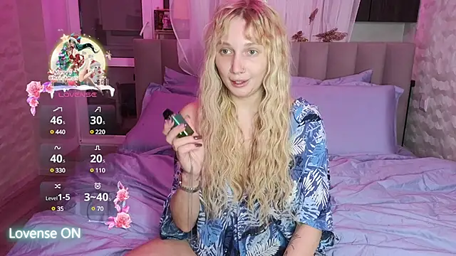 Snapshot of GoodGirl0024 chatting on 23, 2, 2025 GoodGirl0024 online show from 23, 2, 2025