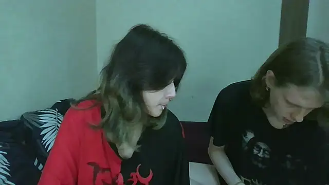 Snapshot of Crystal_Love_Porn chatting on 17, 11, 2025 Crystal Love Porn online show from 17, 11, 2025