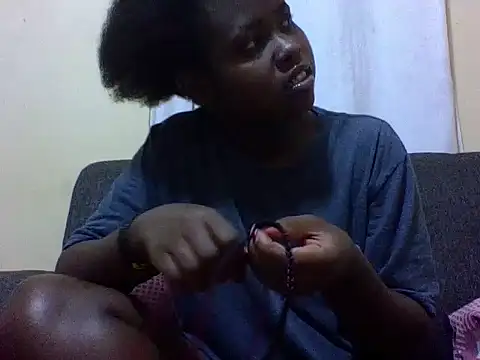 Snapshot of Sweetcecie01 chatting on 7, 5, 2026 Sweetcecie01 online show from 7, 5, 2026