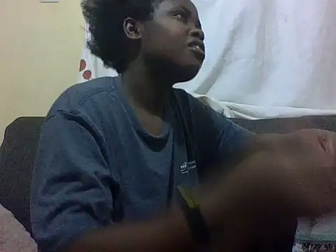 Snapshot of Sweetcecie01 chatting on 30, 4, 2026 Sweetcecie01 online show from 30, 4, 2026
