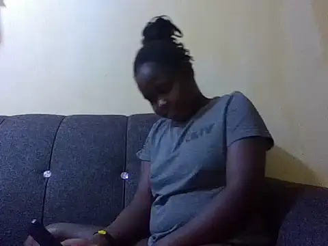 Sweetcecie01 online show from 14, 12, 2025