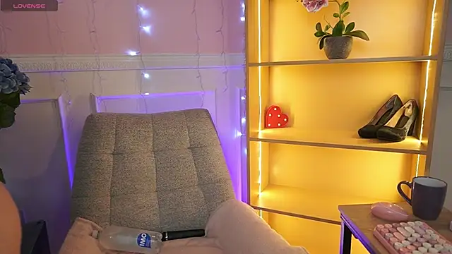 Snapshot of Anybuny chatting on 4, 12, 2025 Anybuny online show from 4, 12, 2025