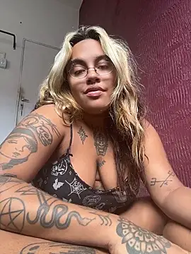 lolafairytail online show from 16, 4, 2026