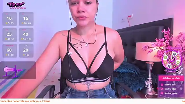 Snapshot of daniela_beauty chatting on 4, 6, 2026 daniela beauty online show from 4, 6, 2026