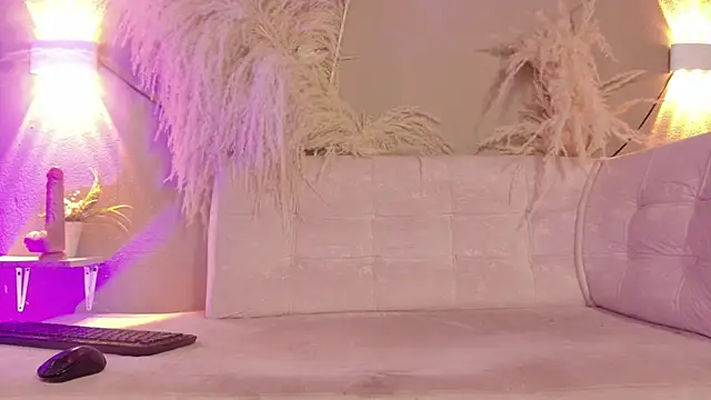 Juliette  3 online show from 12, 5, 2026