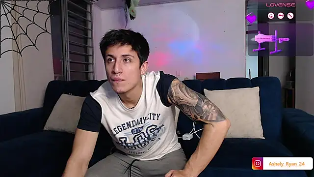 Snapshot of ashely_ryan24 chatting on 18, 10, 2025 ashely ryan24 online show from 18, 10, 2025