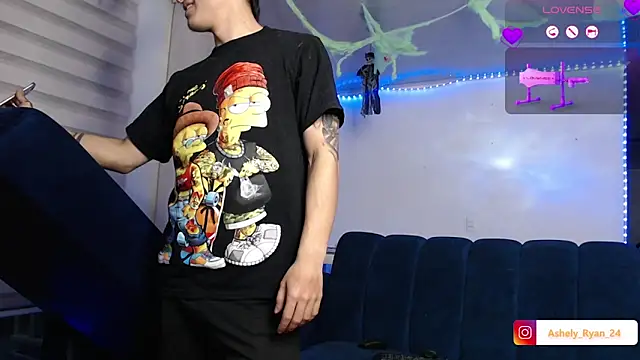 Snapshot of ashely_ryan24 chatting on 8, 10, 2025 ashely ryan24 online show from 8, 10, 2025