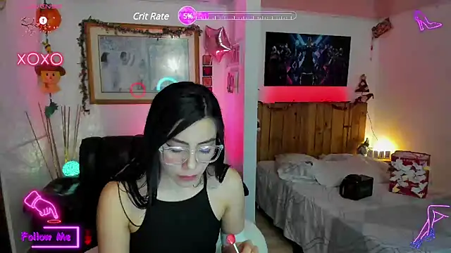 LauGrayJ online show from 15, 2, 2025
